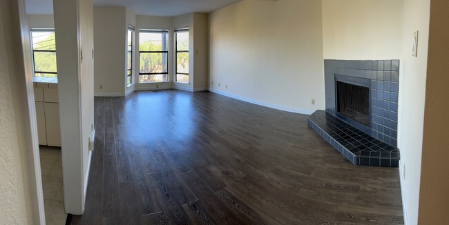 Living Room - 664 Missouri St