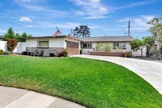 Building Photo - 1522 Robin Rd