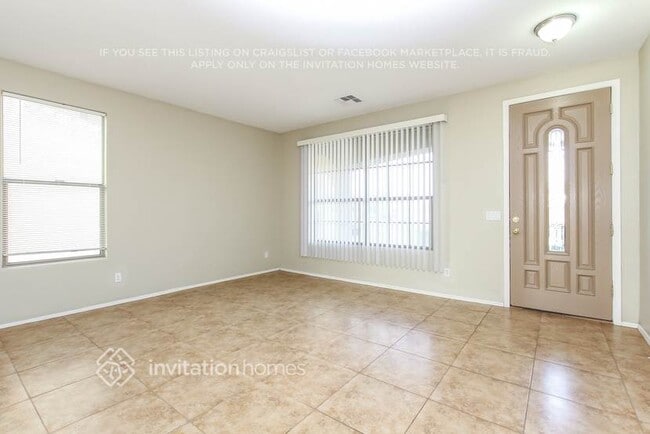 Building Photo - 6826 S 30th Ln