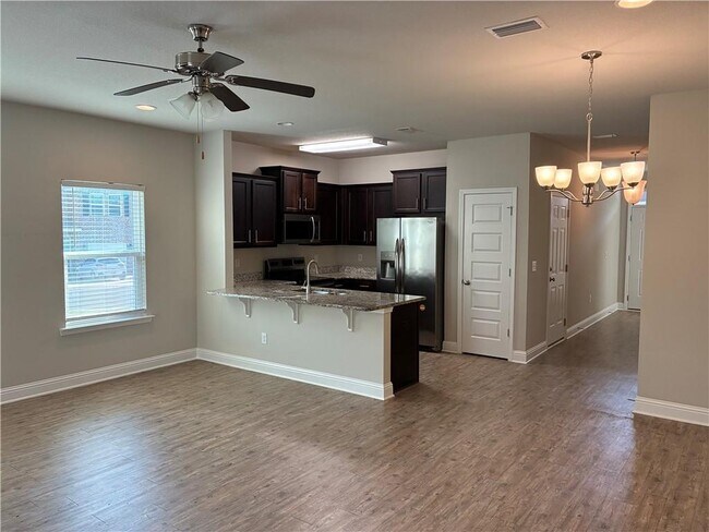 Building Photo - 6720 Spaniel Dr