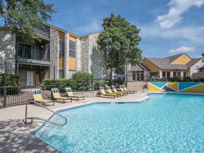 Building Photo - z-021826-Blair at Bitters