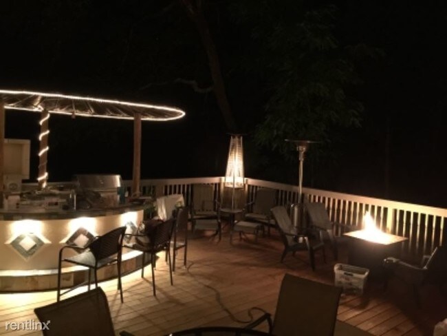 Foto del edificio - 3 br, 2 bath Condo - 20 Stony Ln 2 Unit 2