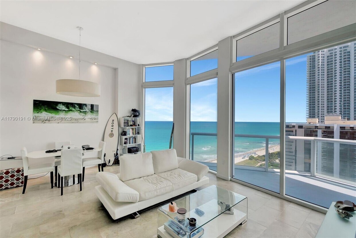 Primary Photo - 6515 Collins Ave
