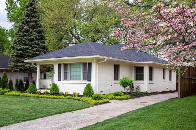 Building Photo - 354 Garden Rd