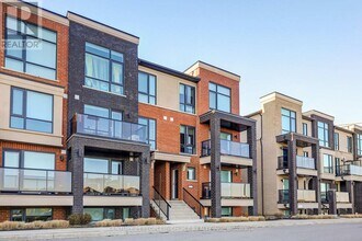 Building Photo - 100 Dufay Rd