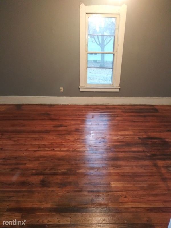 Building Photo - 2 br, 1 bath Apartment - 359 1/2 E Bowman St