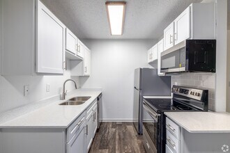 Building Photo - Stoney Trace