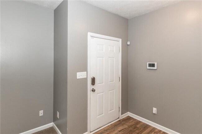 Building Photo - 13370 White Granite Dr