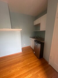 303 E Park Ave
