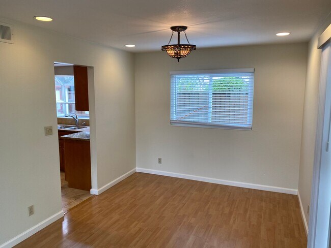 Foto del edificio - 3-Bedroom Ardenwood Home for Rent!