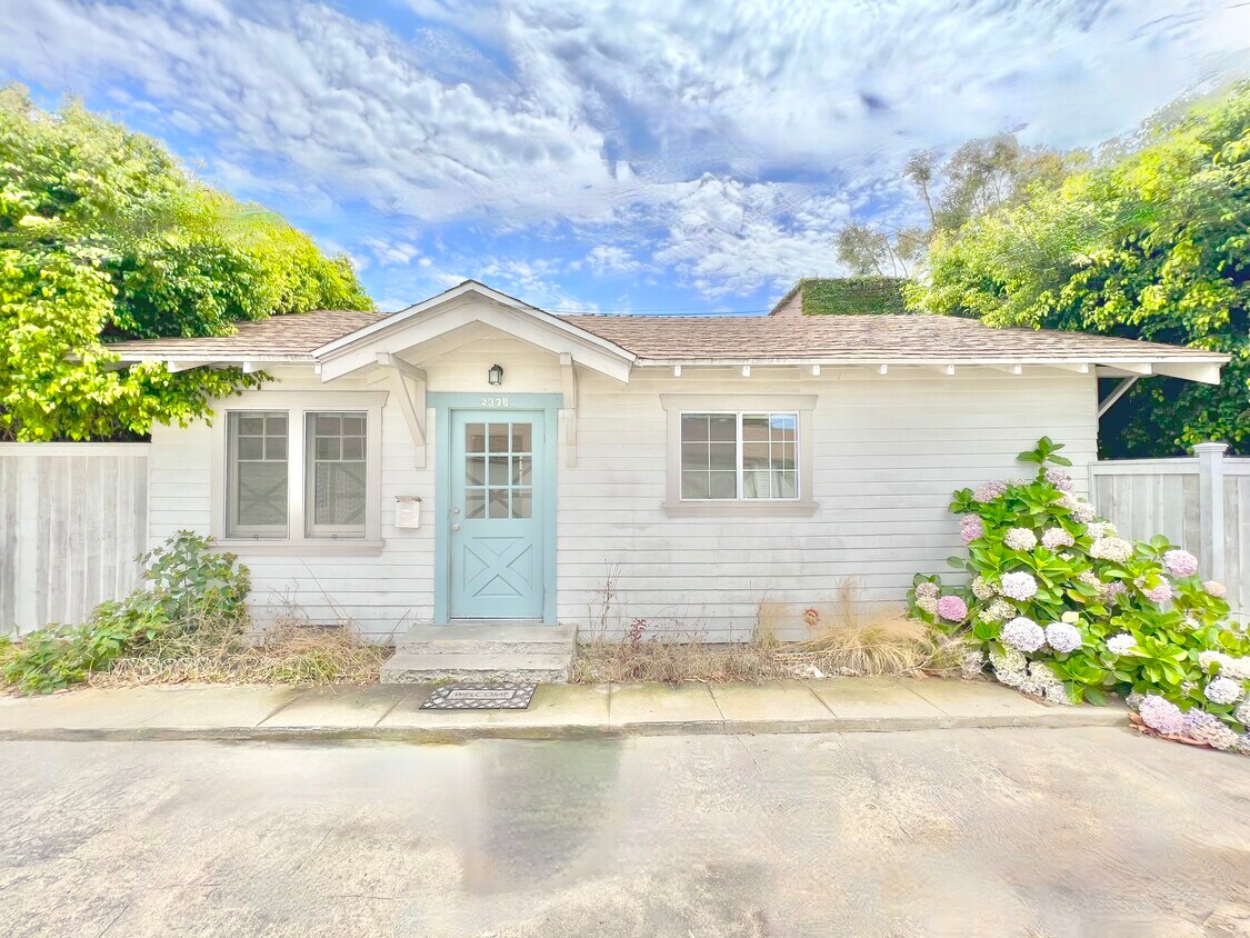 Primary Photo - 237 S Pacific Coast Hwy