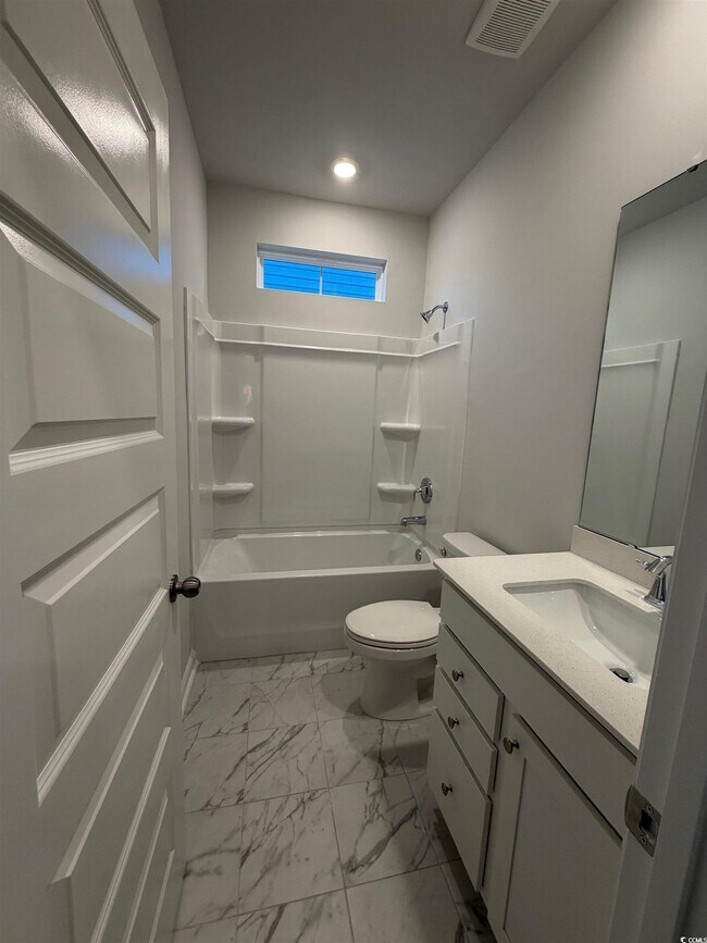 Foto del edificio - 699 Laconic Dr