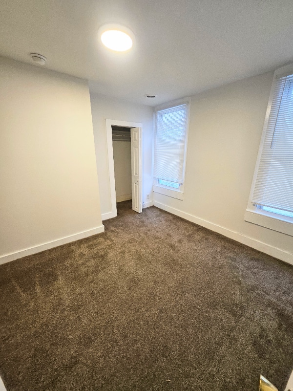 Building Photo - 142 Washington St