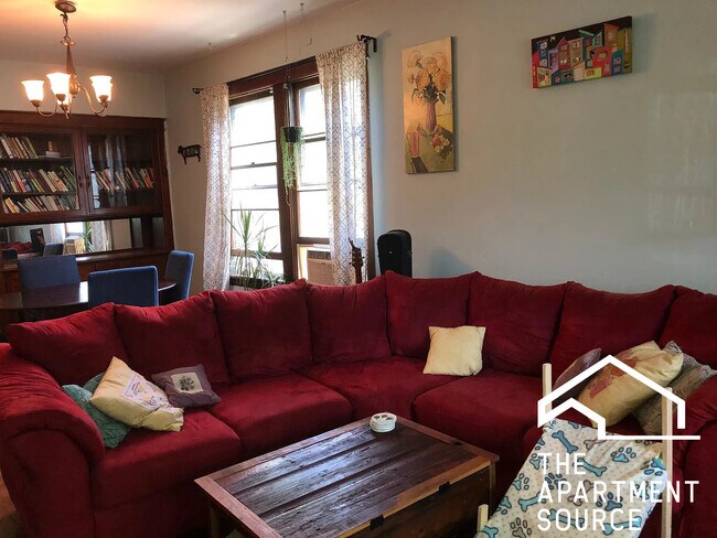 Foto del edificio - 1620 W Summerdale Ave