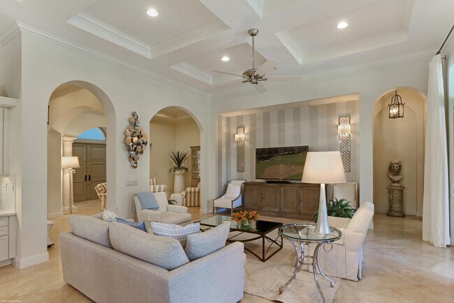 Building Photo - 11501 Green Bayberry Dr