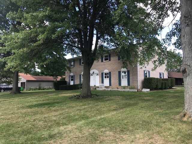 Building Photo - 1009 Schrock Rd