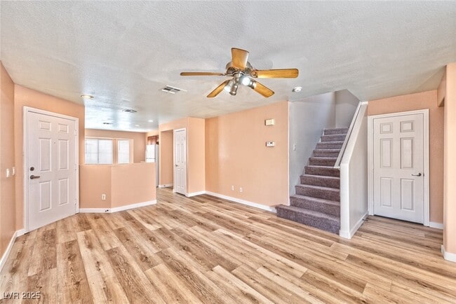 Building Photo - 10439 Zen Ct