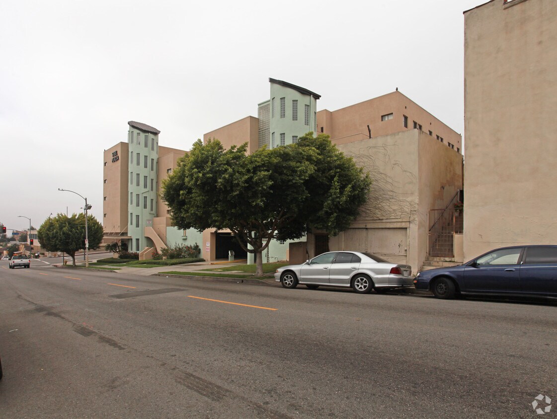 Foto del edificio - Steel Plaza Apartments
