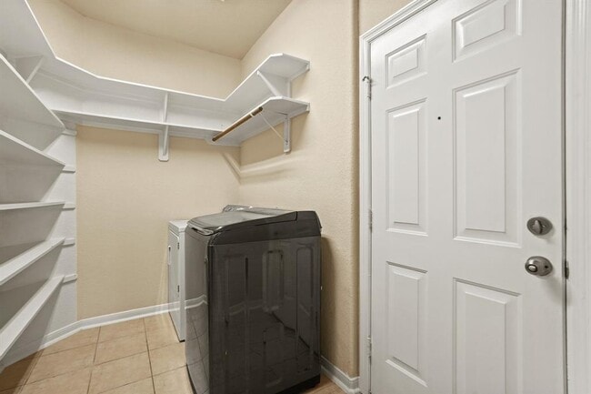 Building Photo - 13014 Ferry Cove Ln