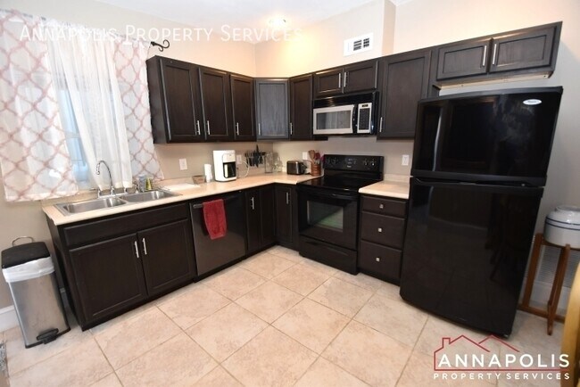 Building Photo - 1195 bayview vista unit b