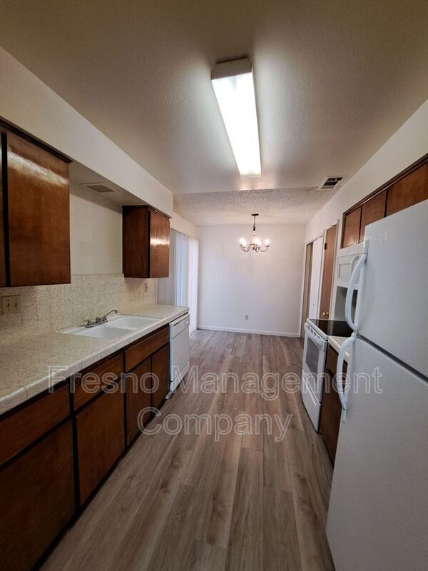 Foto del edificio - 6238 N Fresno St