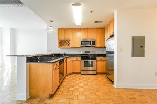 Foto del edificio - 610 Newark St.