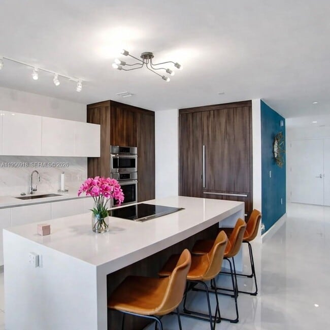 Photo - 851 NE 1st Ave House