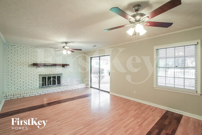 Foto del edificio - 295 Plantation Rd SW