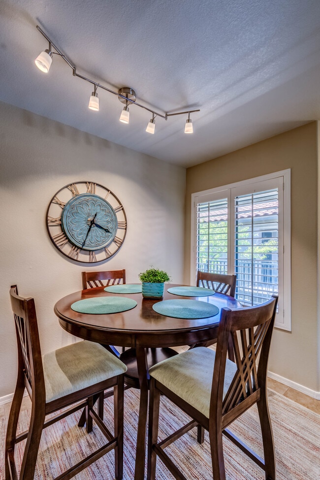 Dining and work area - 5751 N Kolb Rd
