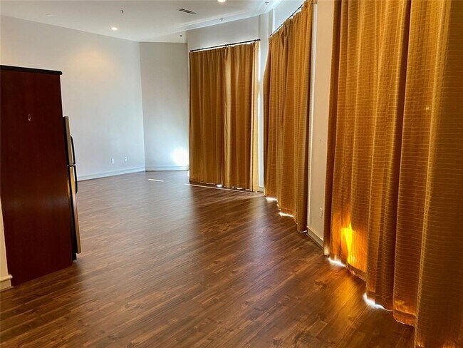 Building Photo - 3311 Yupon St