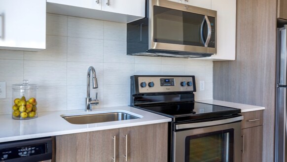 Building Photo - 2 bedroom in Revere MA 02151