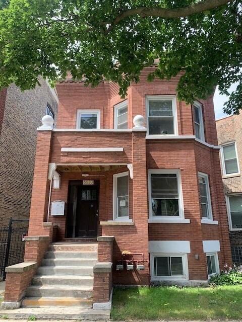 Primary Photo - 6630 S Woodlawn Ave