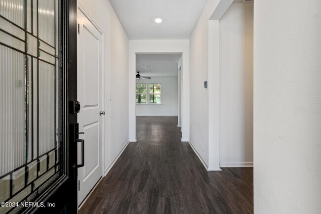 Building Photo - 12277 Orange Grove Dr