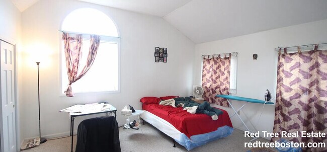 Foto del edificio - 7 Etna St