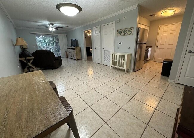 Foto del edificio - 4276 Calinda Ln