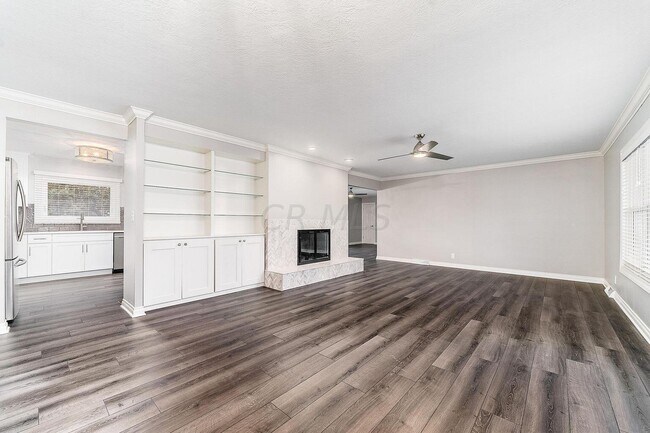 Foto del edificio - 2850 Pickwick Dr