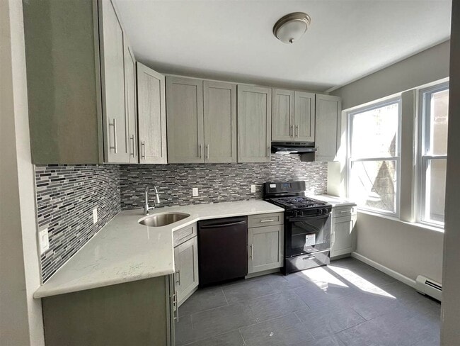 Building Photo - 5202 Bergenline Ave