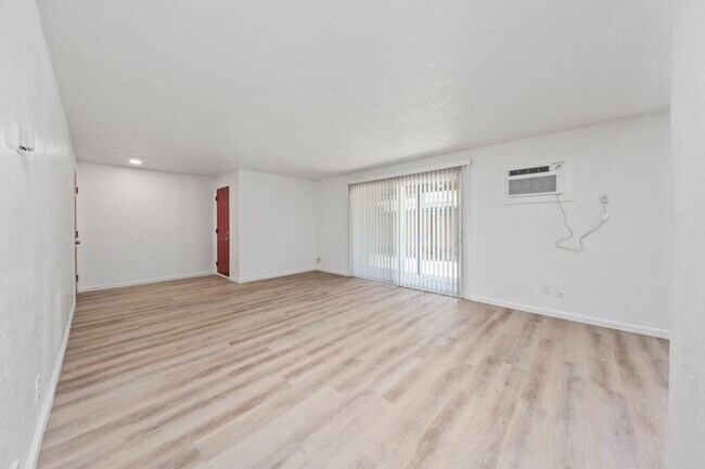 Foto del edificio - Charming 3 bedroom 2 bath home in Sacramento!