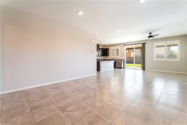 Foto del edificio - 4351 Browns Creek Ave