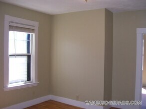 Building Photo - 57 Hurley St