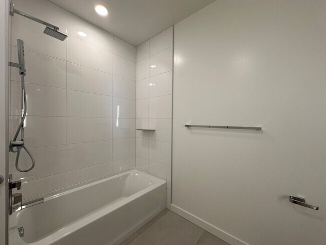 Foto del edificio - 10232 NE 10th St