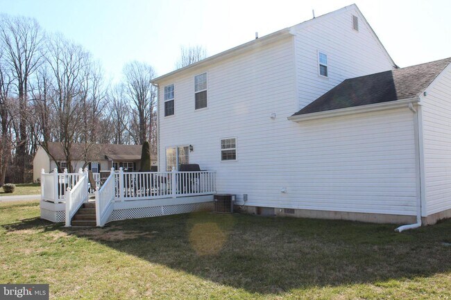 Foto del edificio - 4 Birchbrook Ct