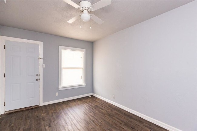 Foto del edificio - 1122 Morgan Ave