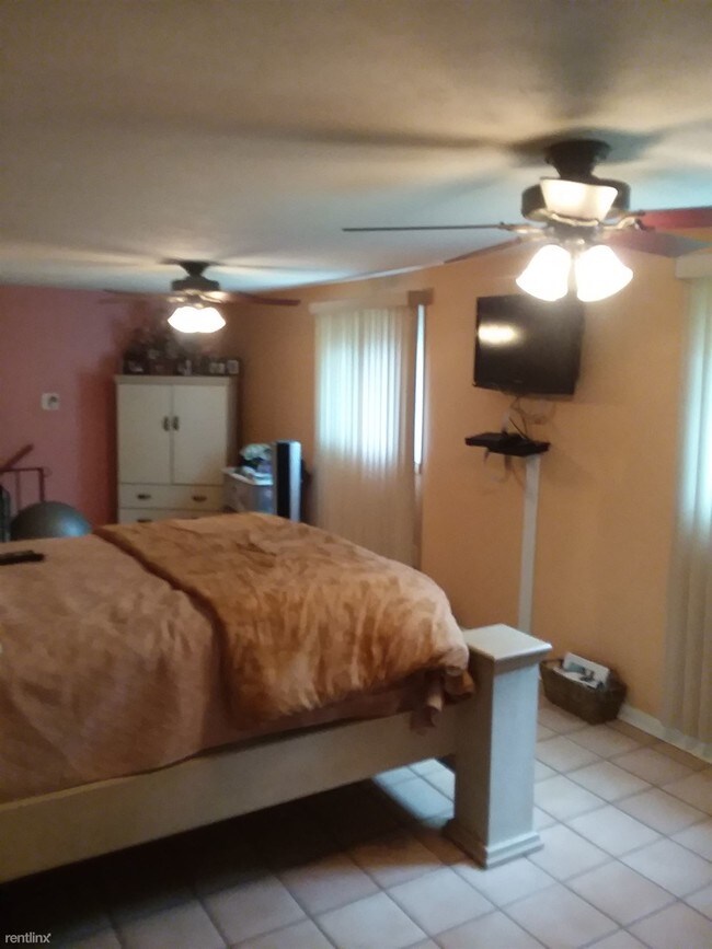 Foto del edificio - 8821 Winterbrook Rd