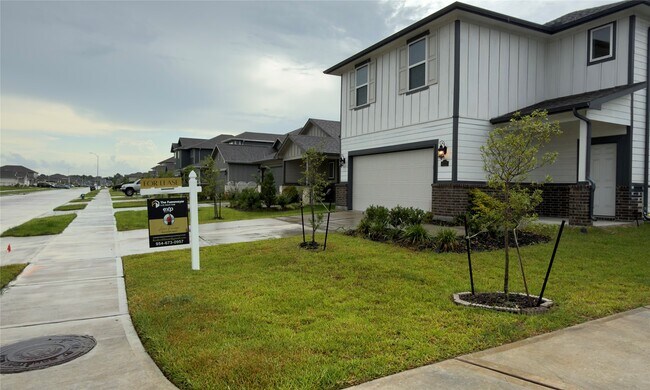 Foto del edificio - 5723 Madden Ln