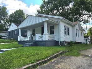 Building Photo - 1017 Haller Ave