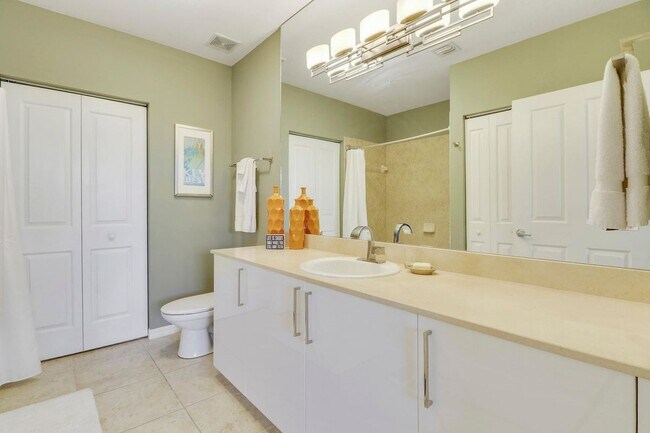 Foto del edificio - 600 S Dixie Hwy