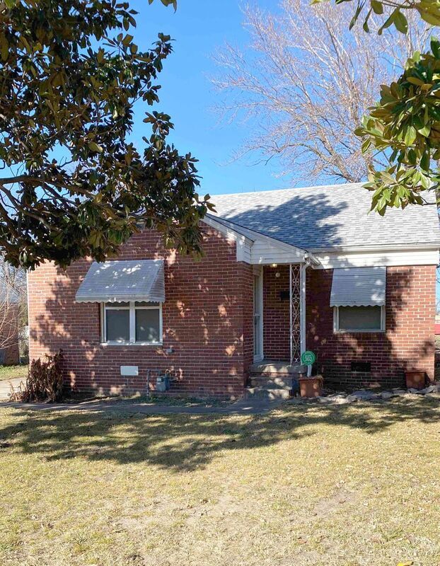 Primary Photo - 6411 E Pine Pl