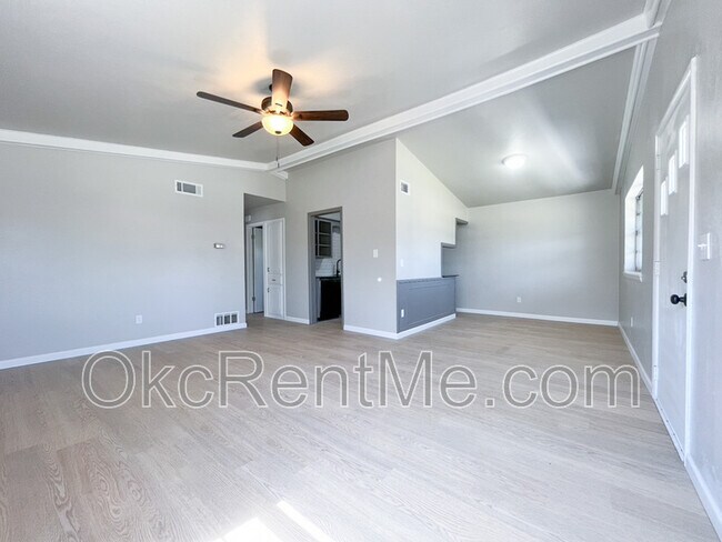Building Photo - 1428 SW 62nd St