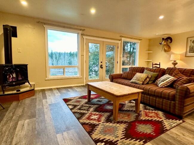 Foto del edificio - 172 River Dr